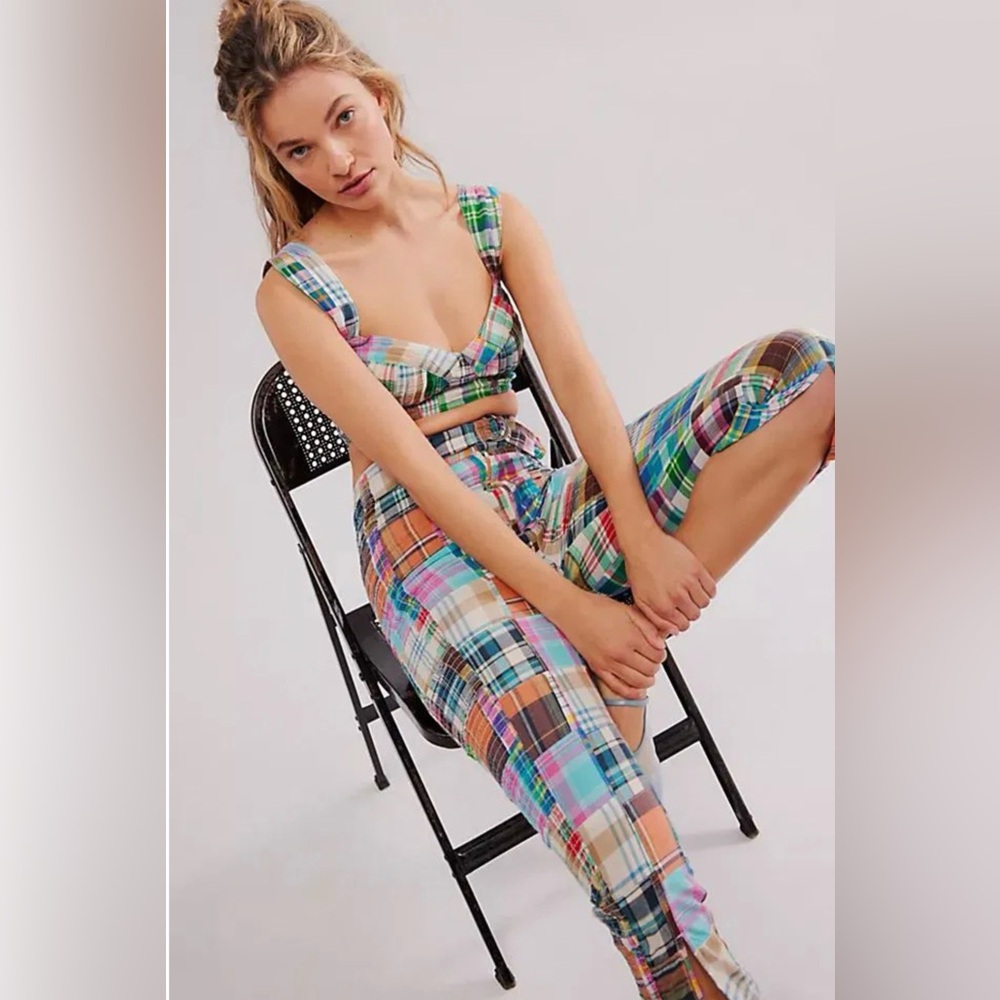 24-Free People Keep Me Set